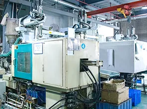 Molding machine